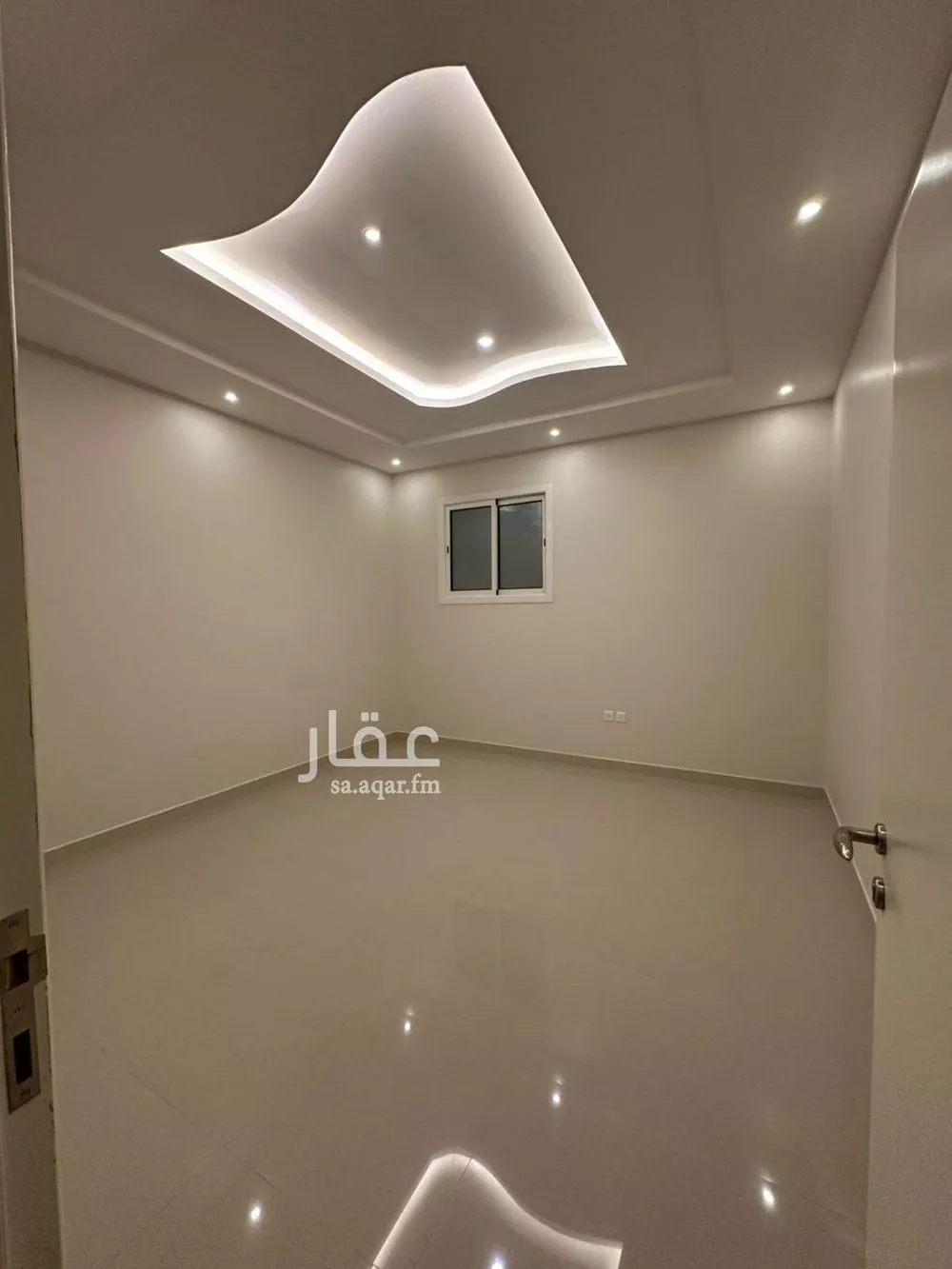 دور 3 غرف في العارض 4