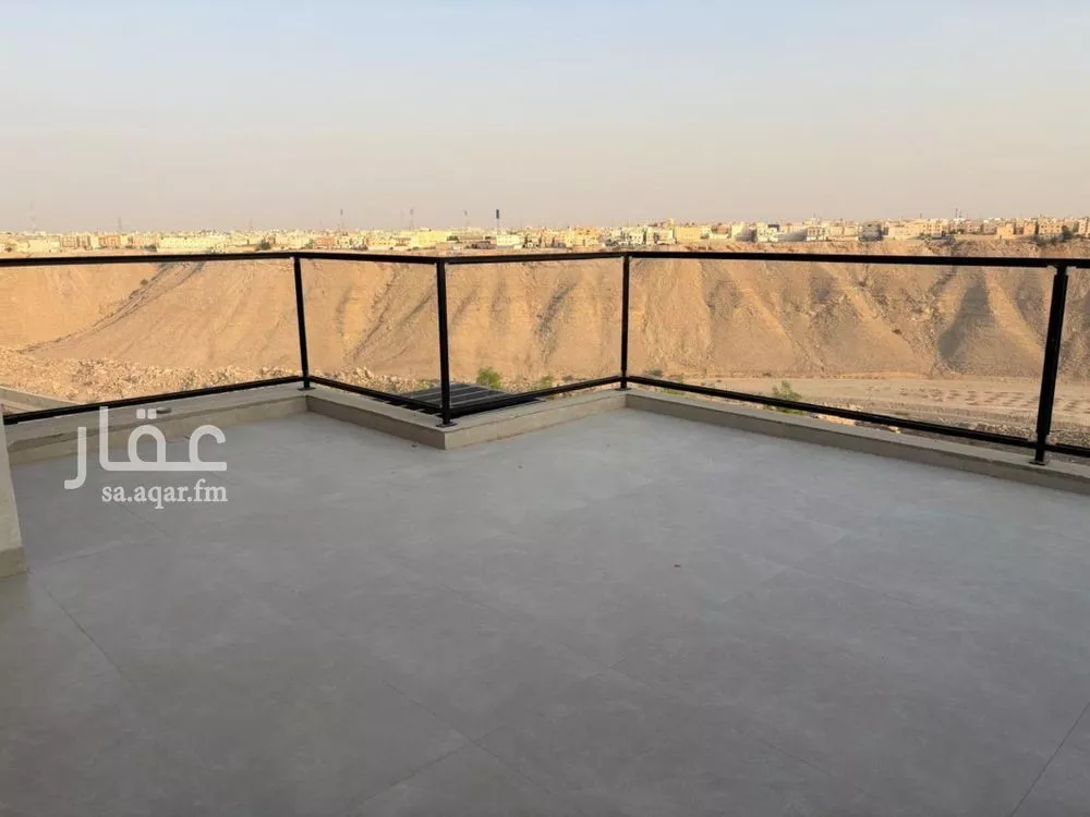 5 bedroom villa in Al Mahdiyyah 18