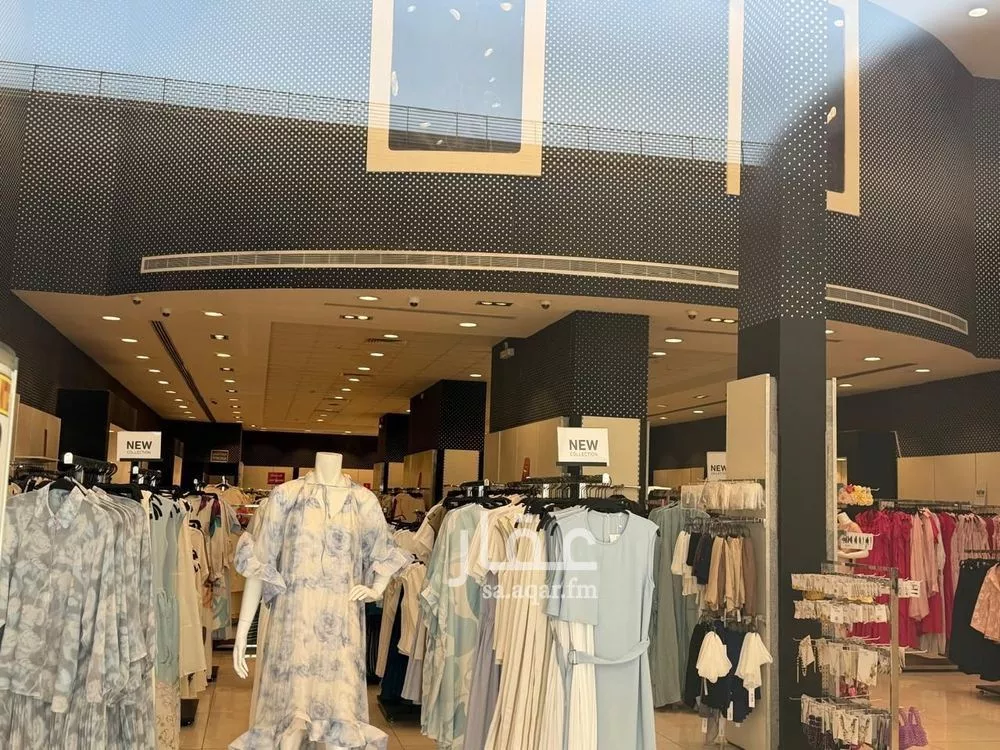 shop in Al Aziziyah, Riyadh 2