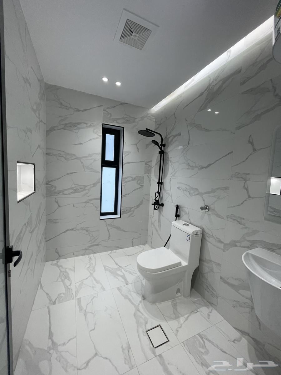 4 bedroom apartment in Qurtubah, Eastern Province 10