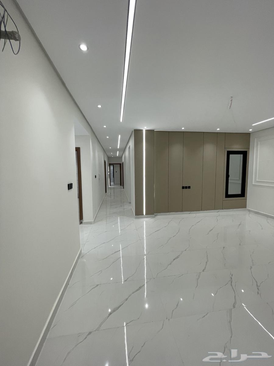 4 bedroom apartment in Qurtubah, Eastern Province 12