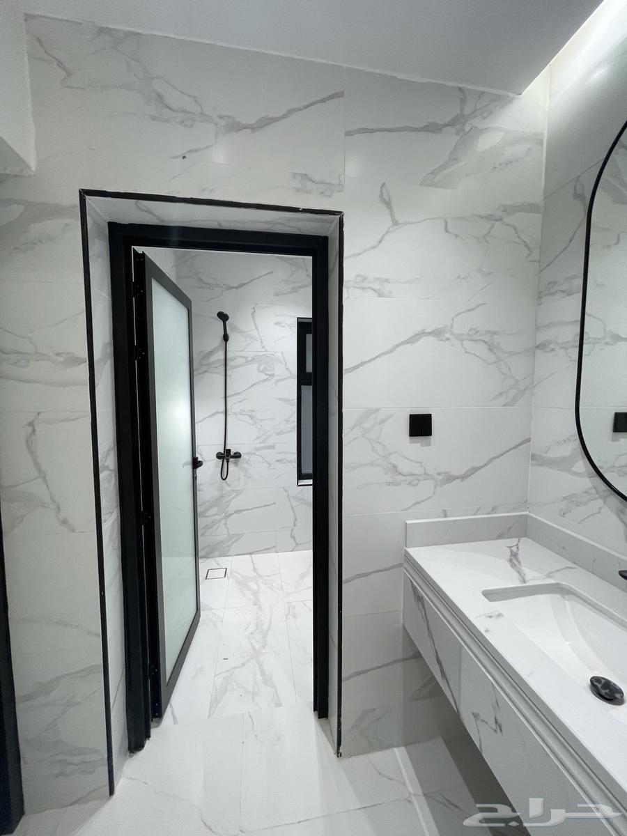 4 bedroom apartment in Qurtubah, Eastern Province 7