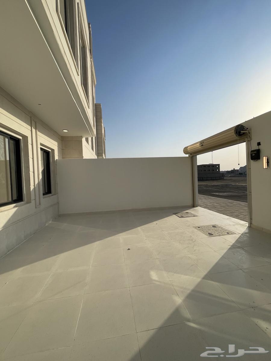 4 bedroom apartment in Qurtubah, Eastern Province 2