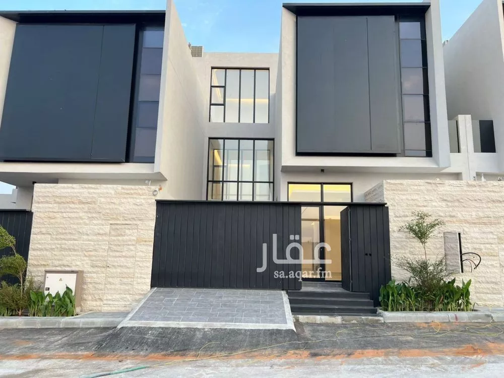 4 bedroom villa in Al Narjis 11