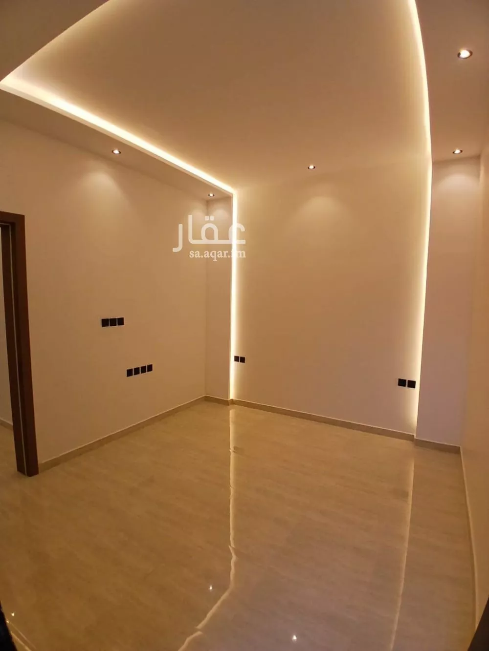 6 bedroom villa in Al Rimal 11
