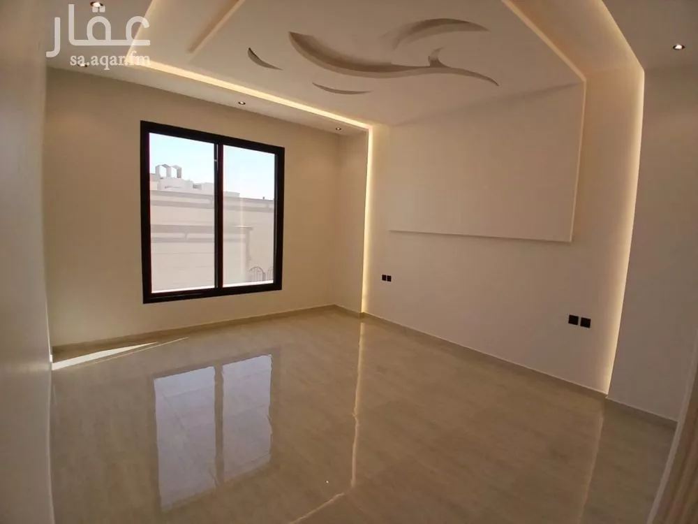 6 bedroom villa in Al Rimal 8
