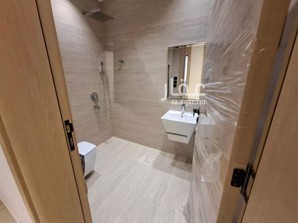 4 bedroom apartment in Ishbiliyah, Riyadh 12