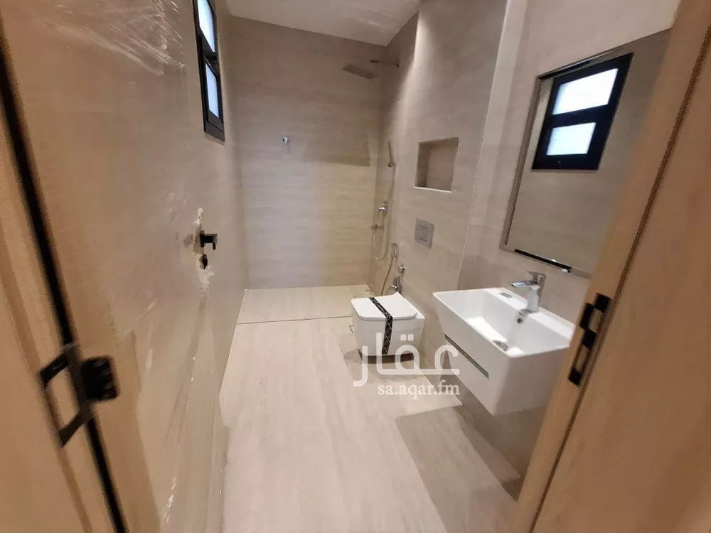 4 bedroom apartment in Ishbiliyah, Riyadh 3