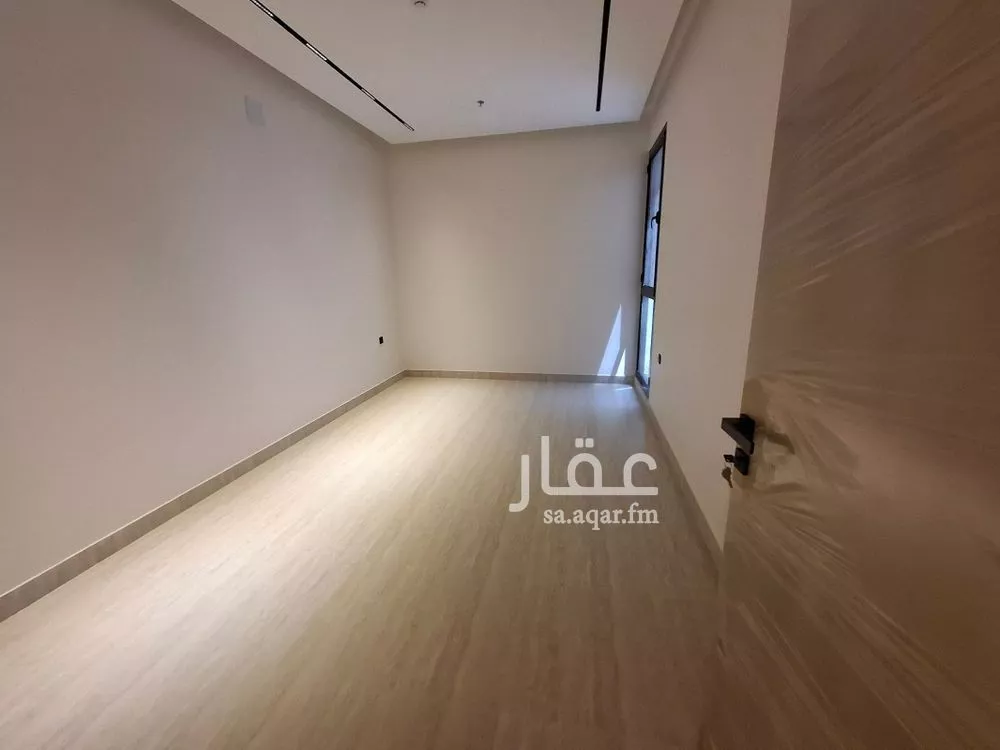 4 bedroom apartment in Ishbiliyah, Riyadh 15