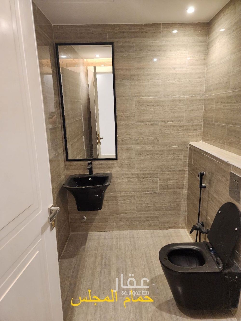 3 bedroom apartment in Al Munsiyah, Riyadh 15