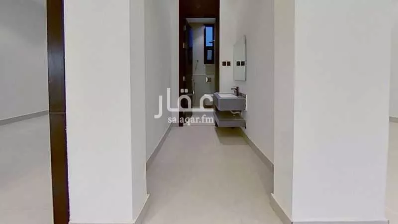 5 bedroom villa in Al Aridh 18