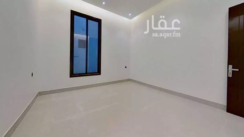 5 bedroom villa in Al Aridh 4
