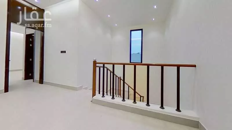 5 bedroom villa in Al Aridh 5