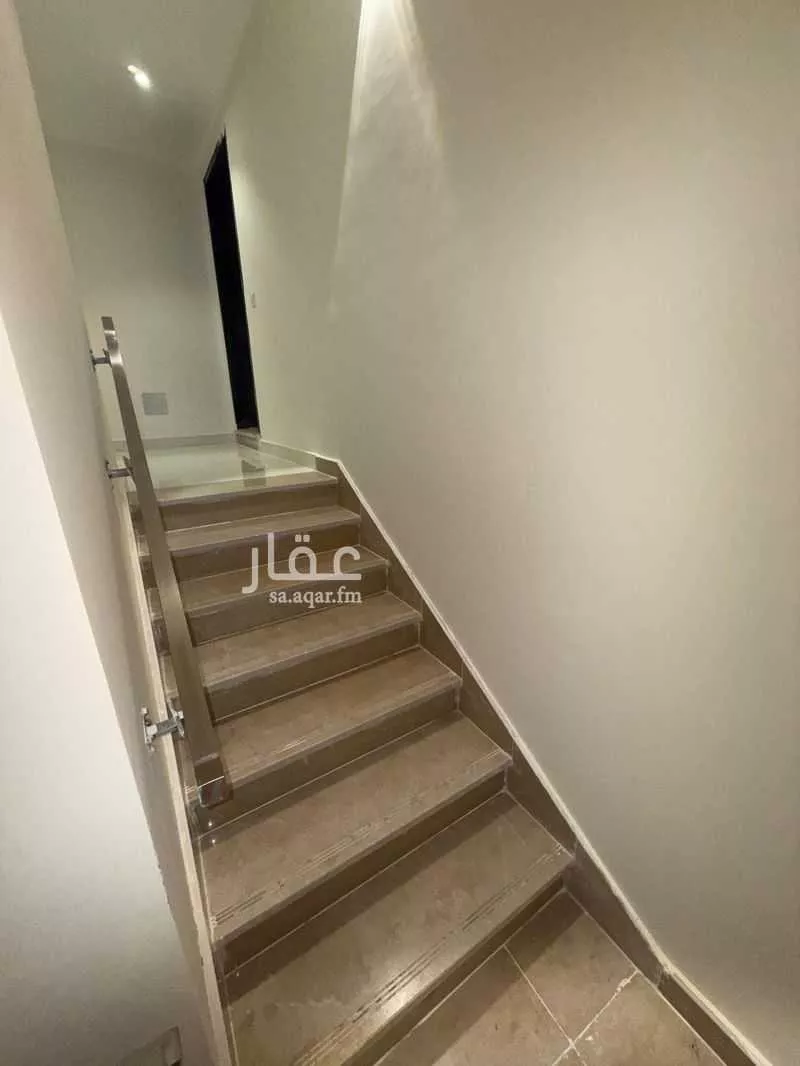 فيلا 7 غرف في الجنادرية 24