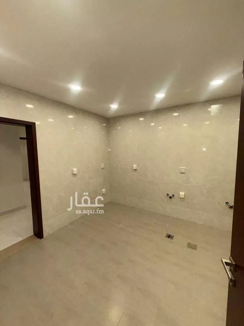 فيلا 7 غرف في الجنادرية 10