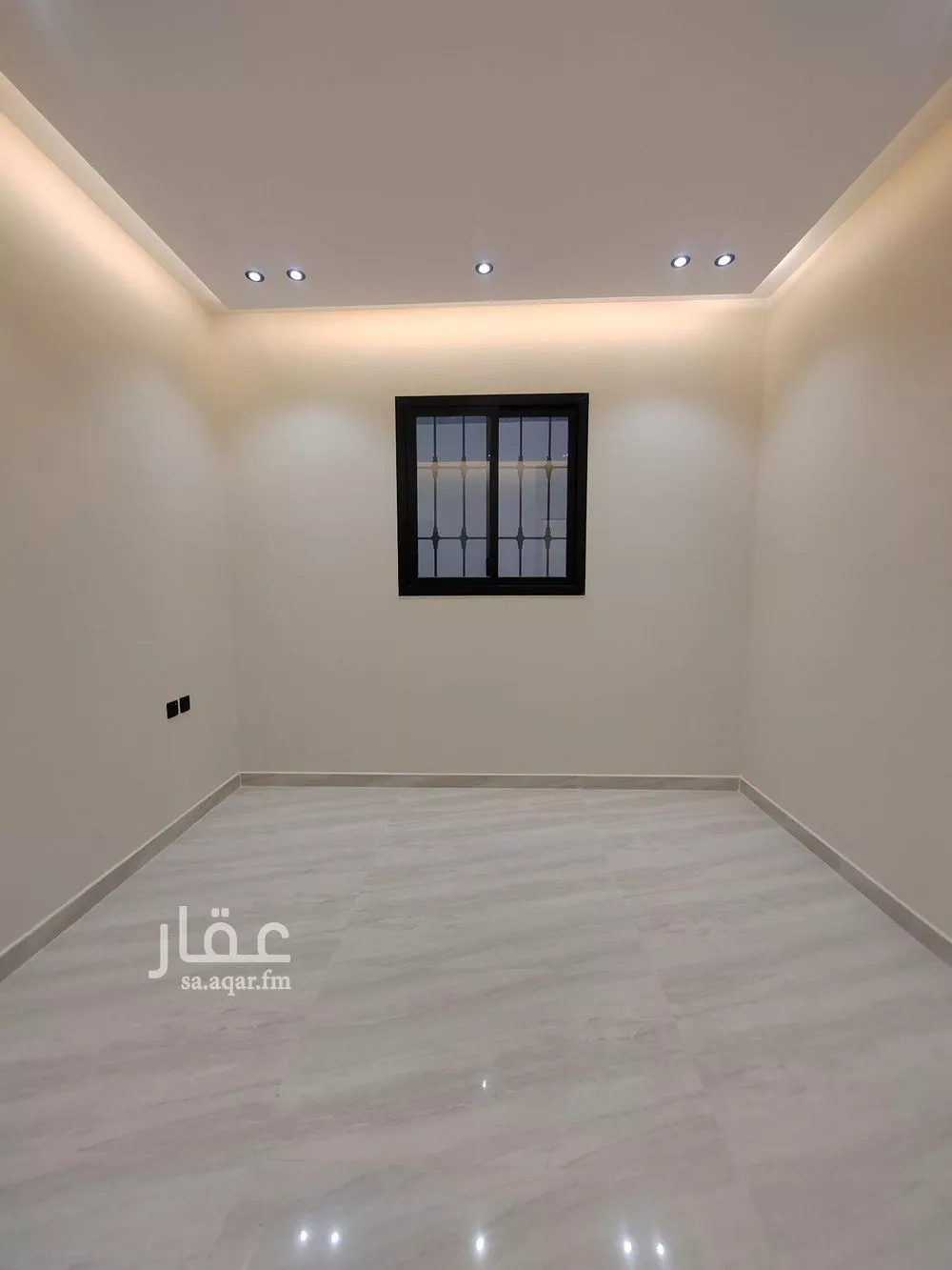 فيلا 6 غرف في العريجاء الغربية 14