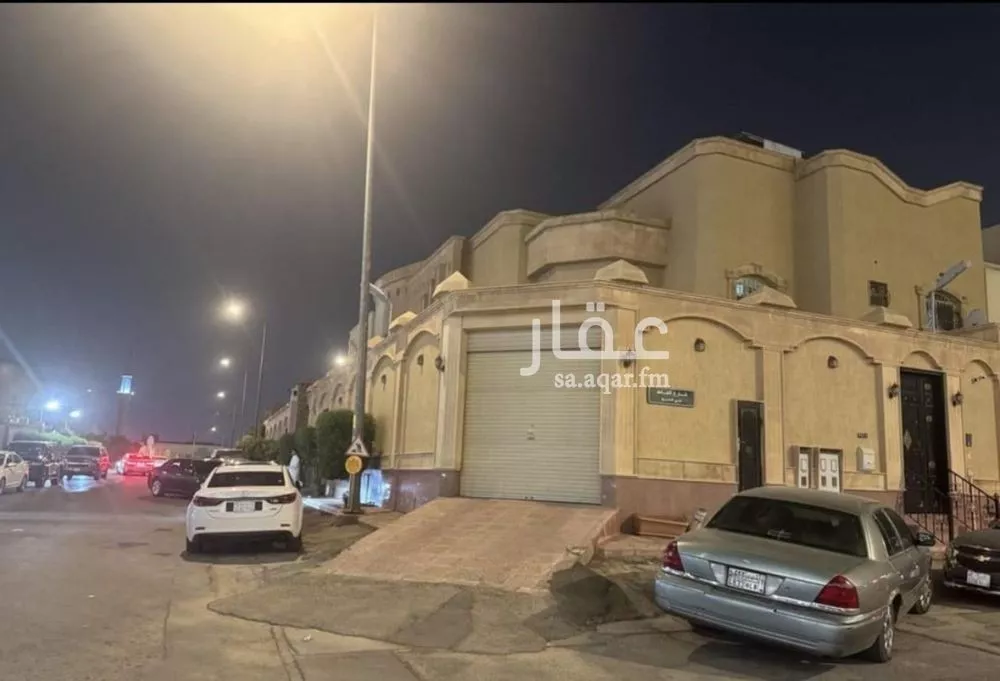 فيلا 6 غرف في الخليج 4