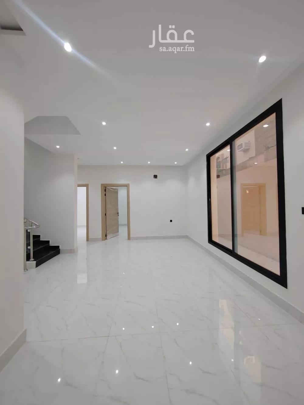 6 bedroom villa in Al Uraija Al Gharbiyah 13