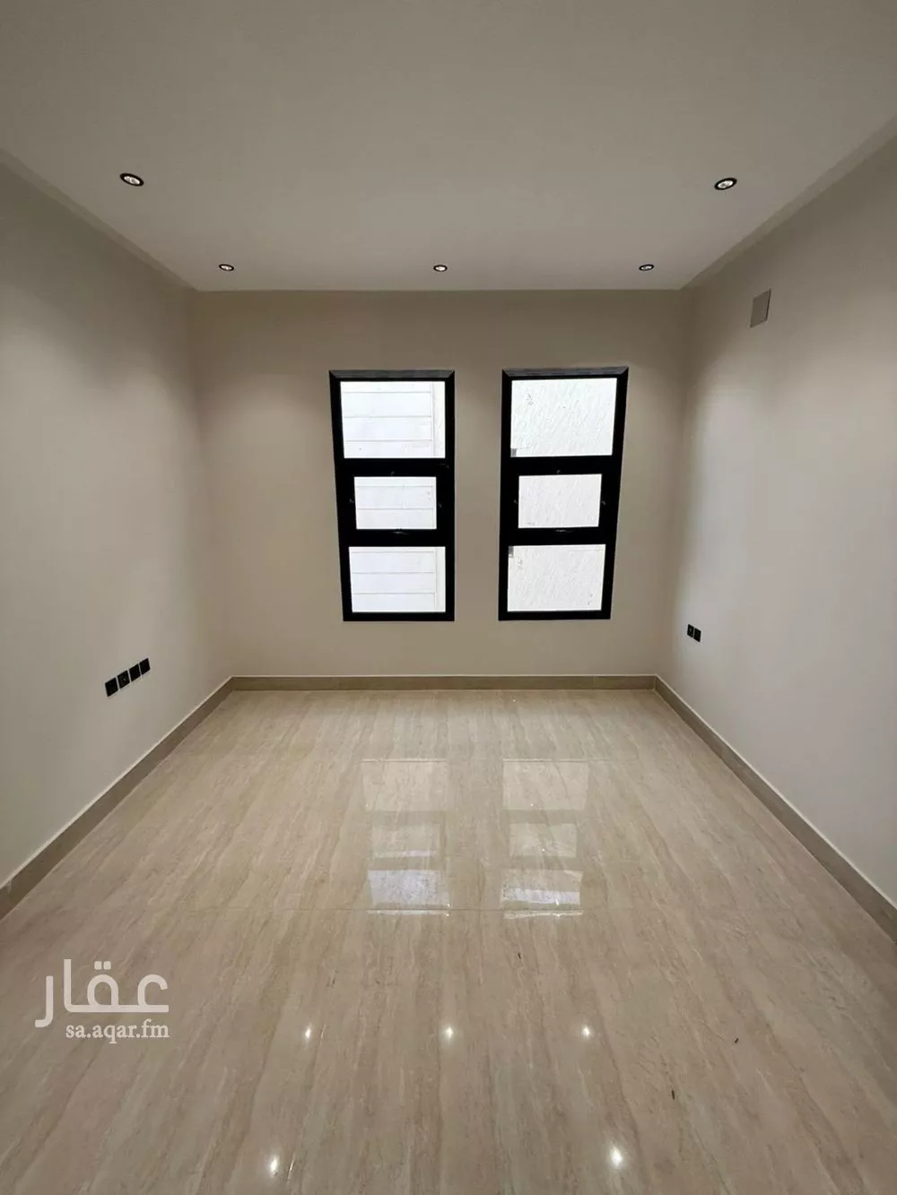 7 bedroom villa in Al Rimal 11