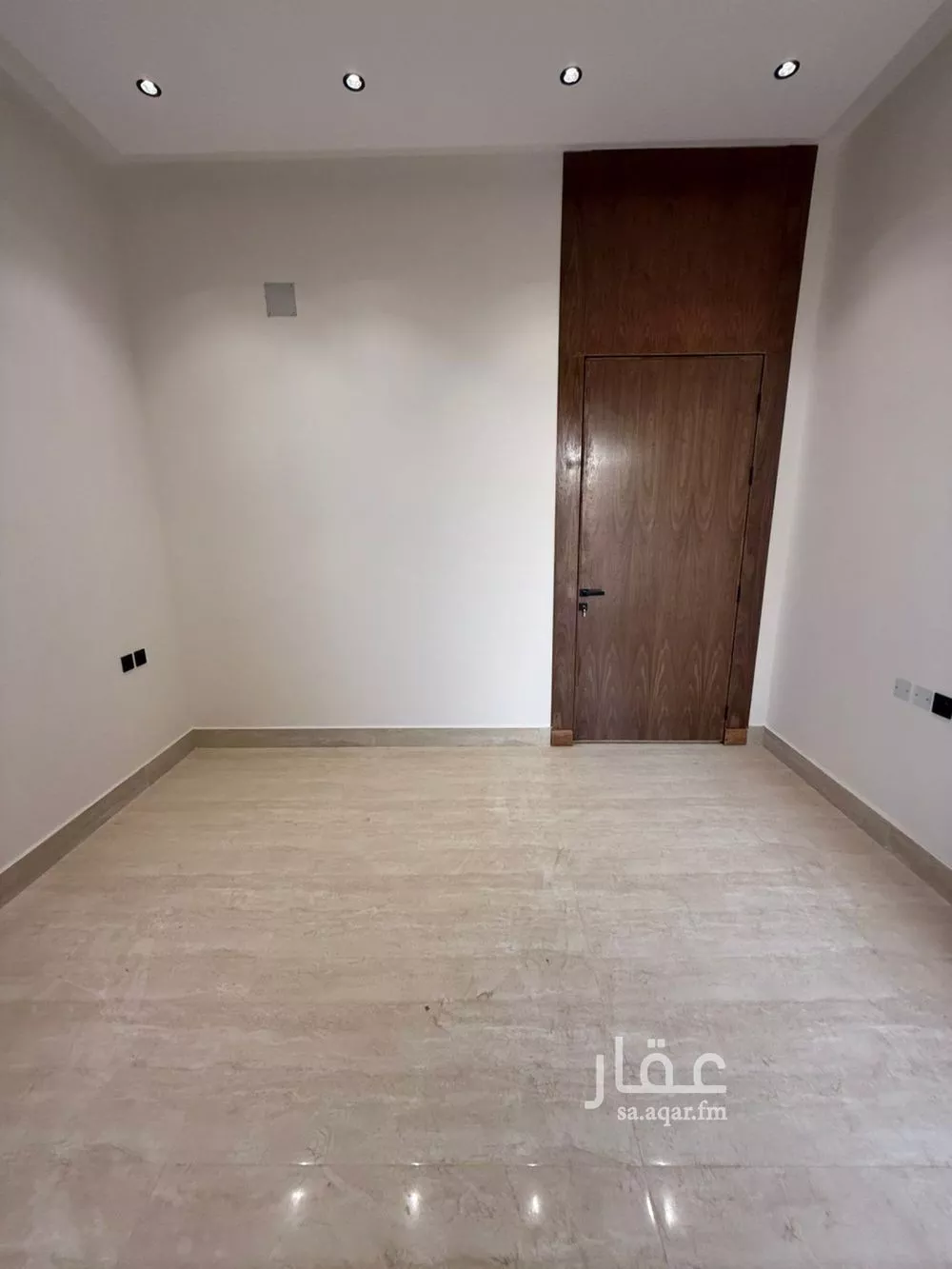 7 bedroom villa in Al Rimal 5