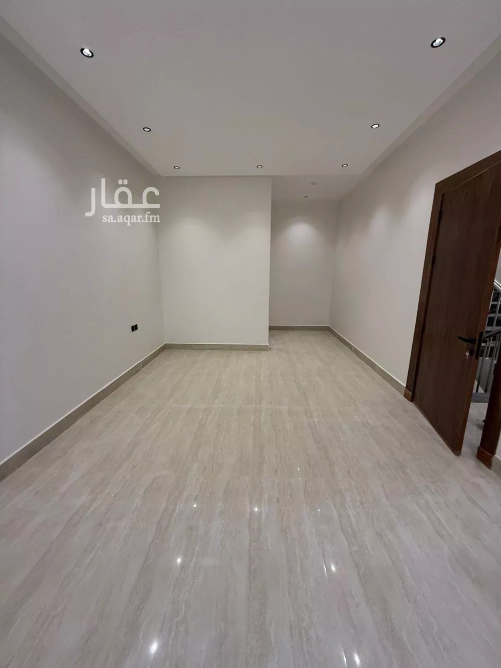 7 bedroom villa in Al Rimal 10