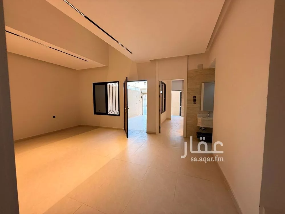 3 bedroom villa in Al Zahrah, Riyadh 14