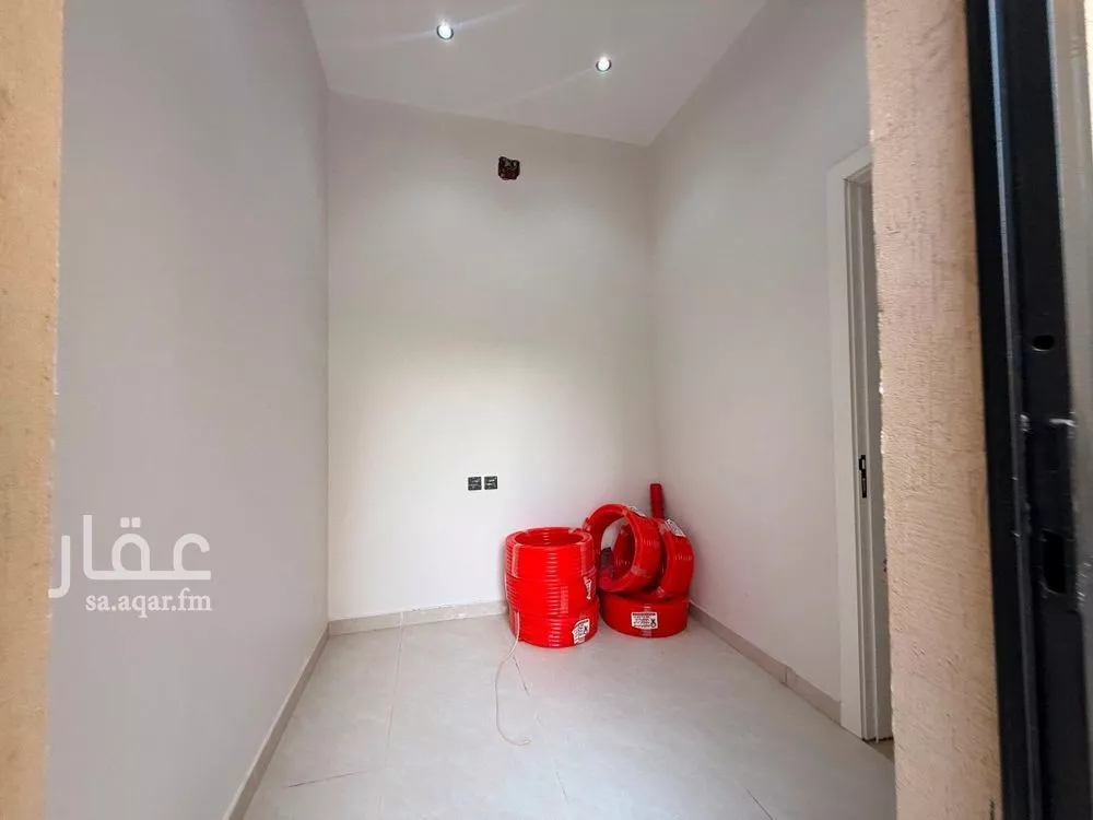 3 bedroom villa in Al Zahrah, Riyadh 12