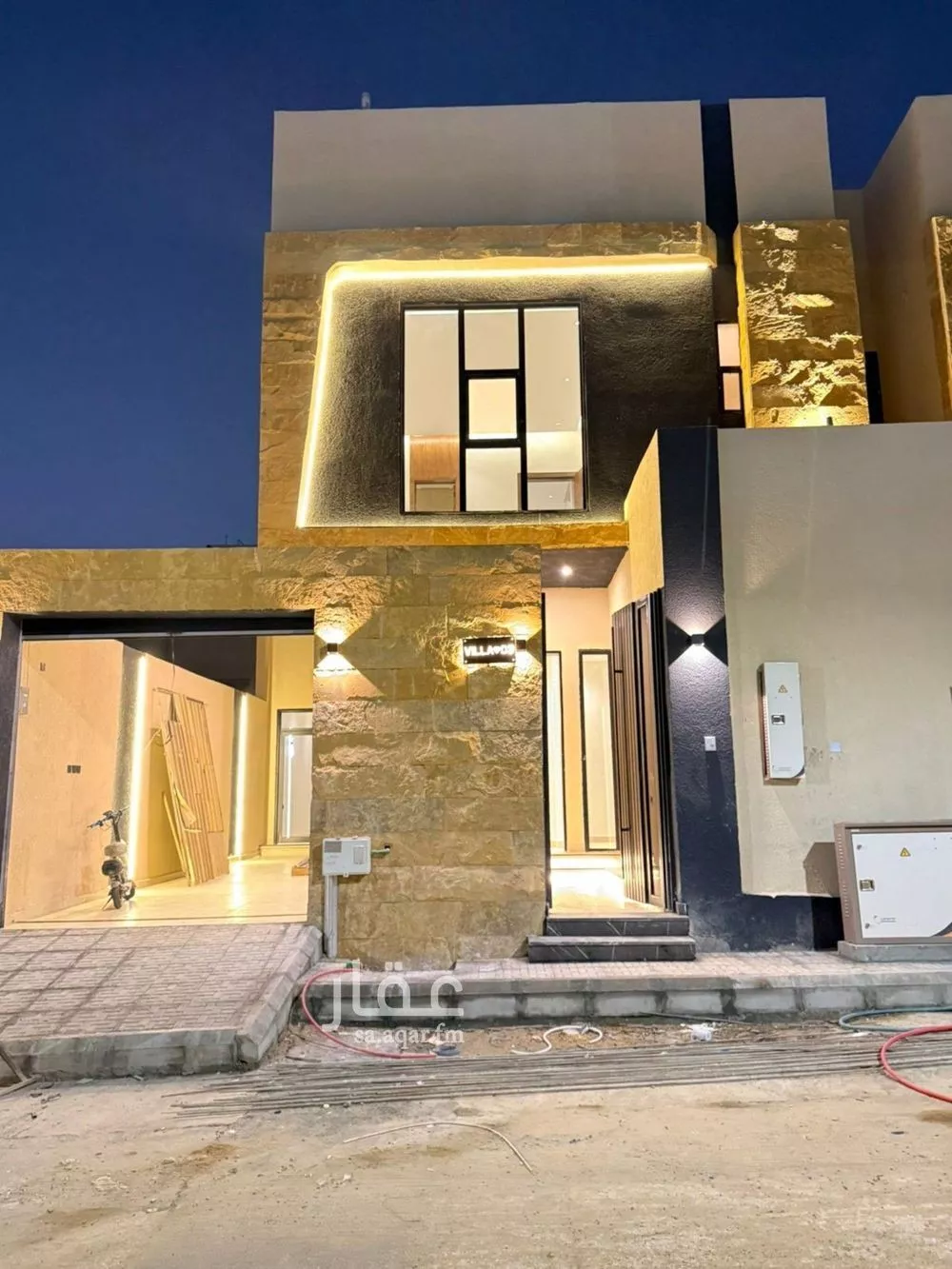 5 bedroom villa in Al Zahrah 2