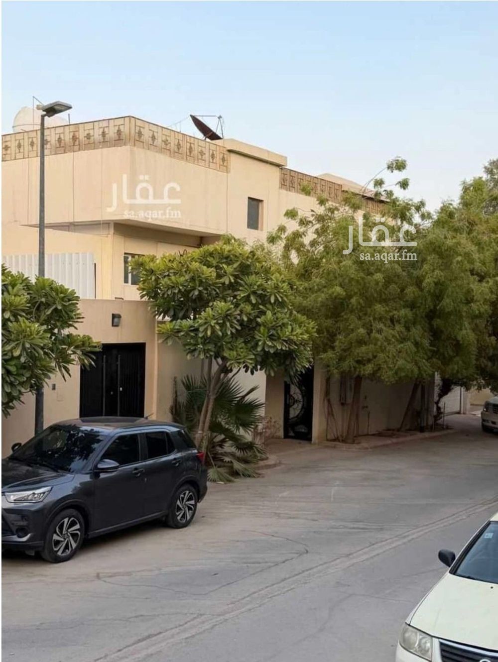 4 bedroom villa in Al Rabwa, Riyadh 15