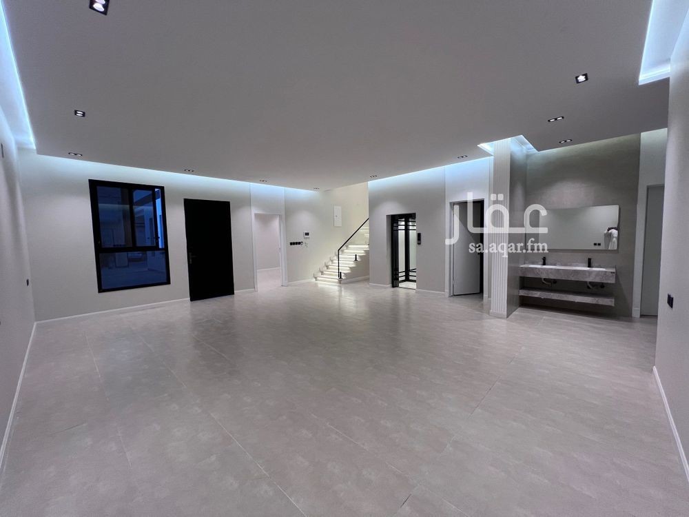 3 bedroom villa in Dhahrat Laban, Riyadh 9
