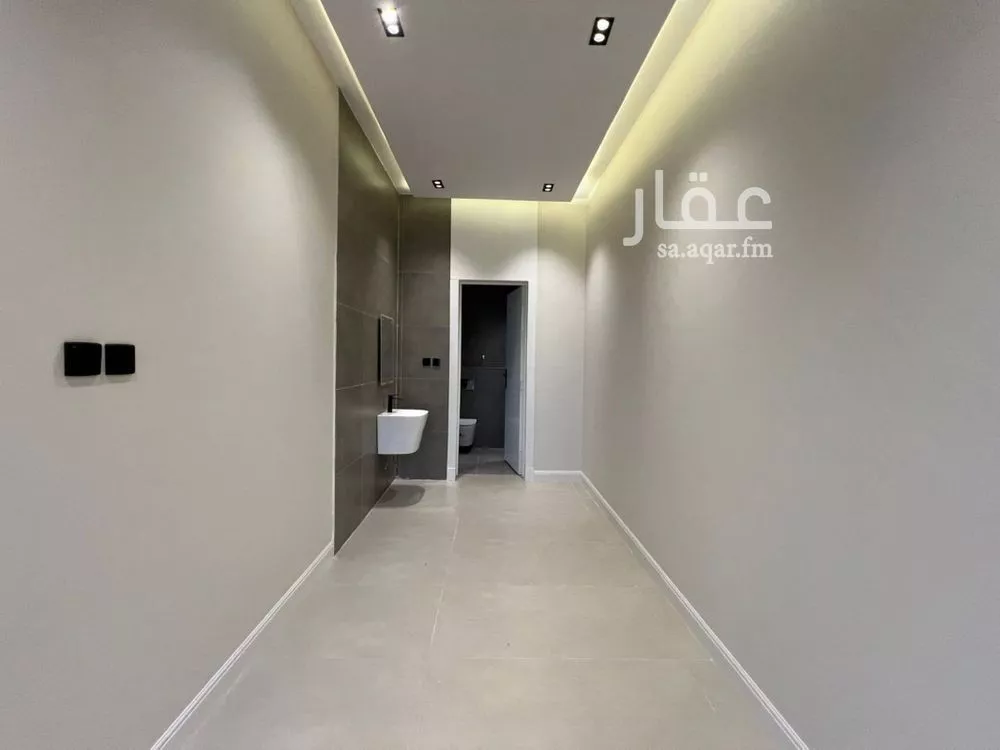 7 bedroom apartment in Dhahrat Laban 11