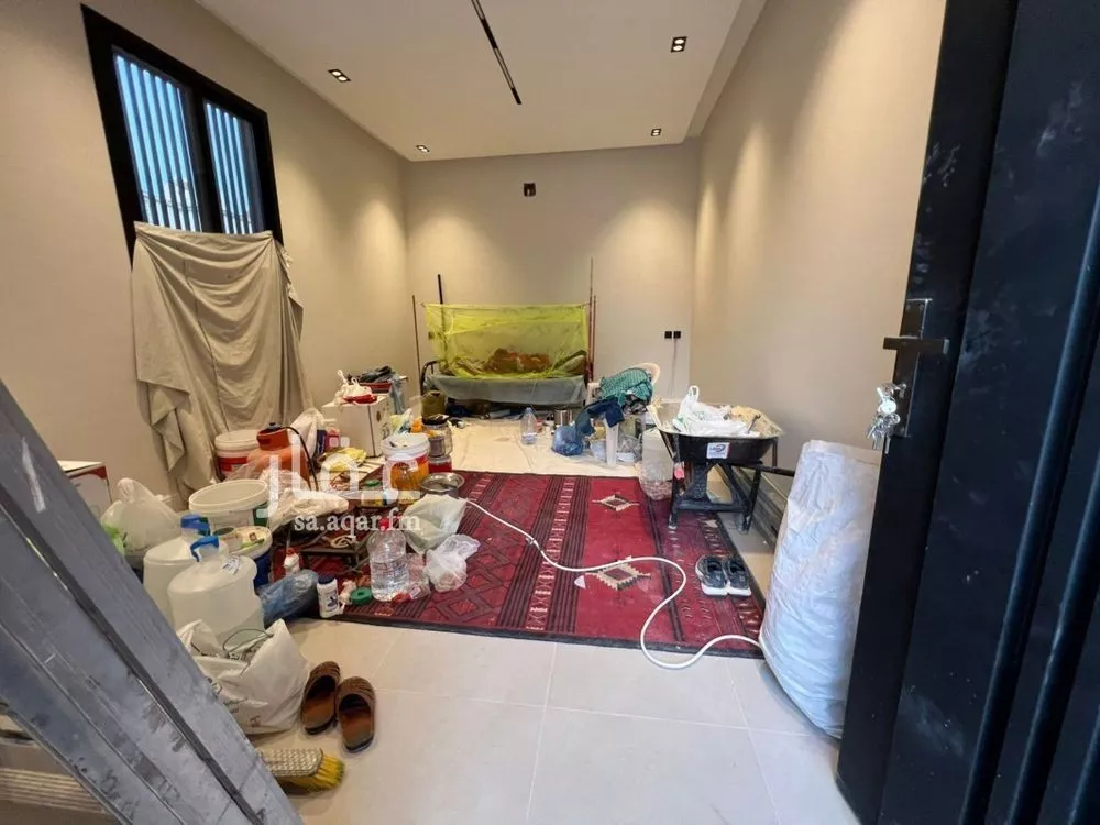 7 bedroom apartment in Dhahrat Laban 13