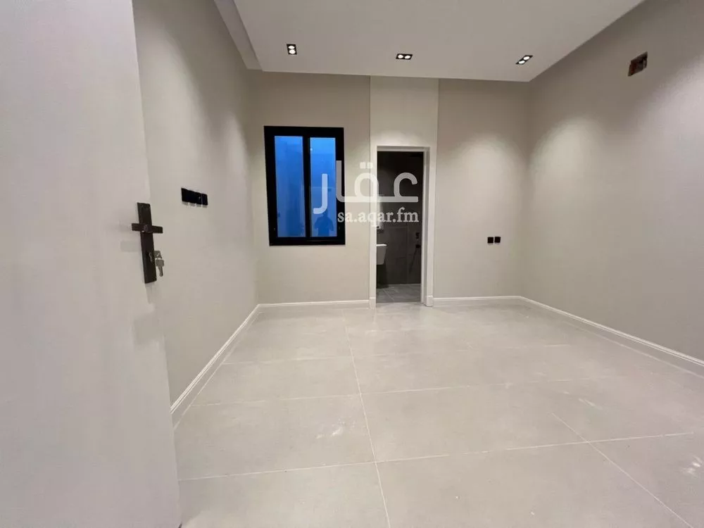7 bedroom apartment in Dhahrat Laban 8