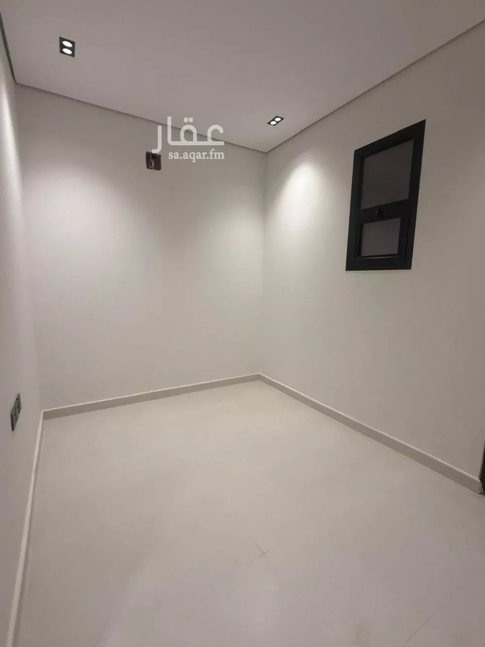 فيلا 5 غرف في العريجاء الغربية 6