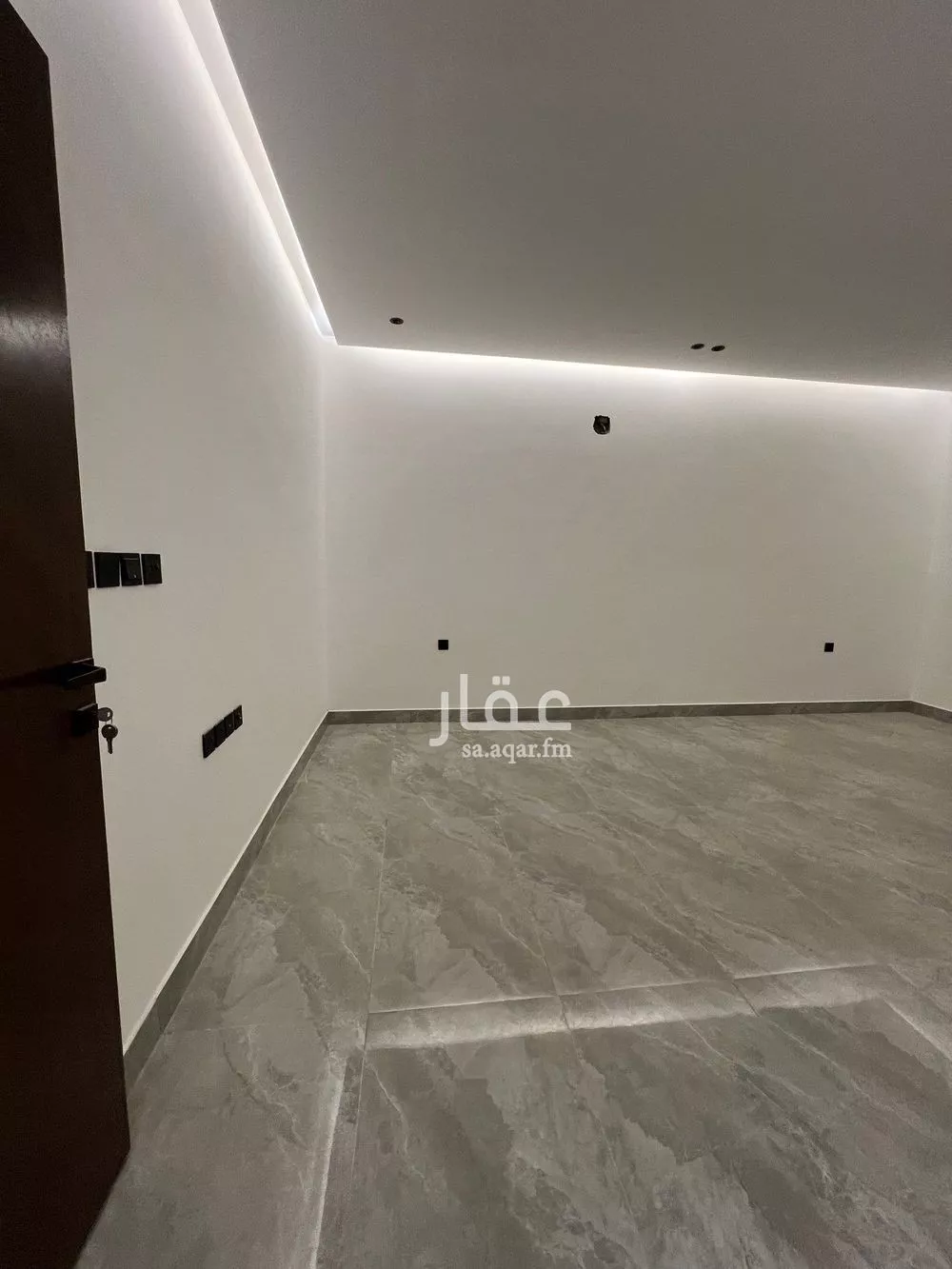 5 bedroom villa in Dhahrat Laban 13