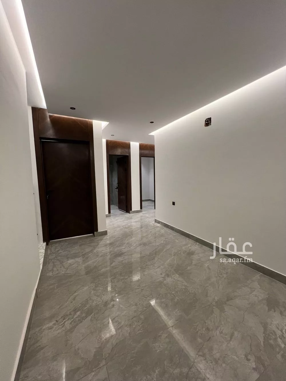 5 bedroom villa in Dhahrat Laban 7