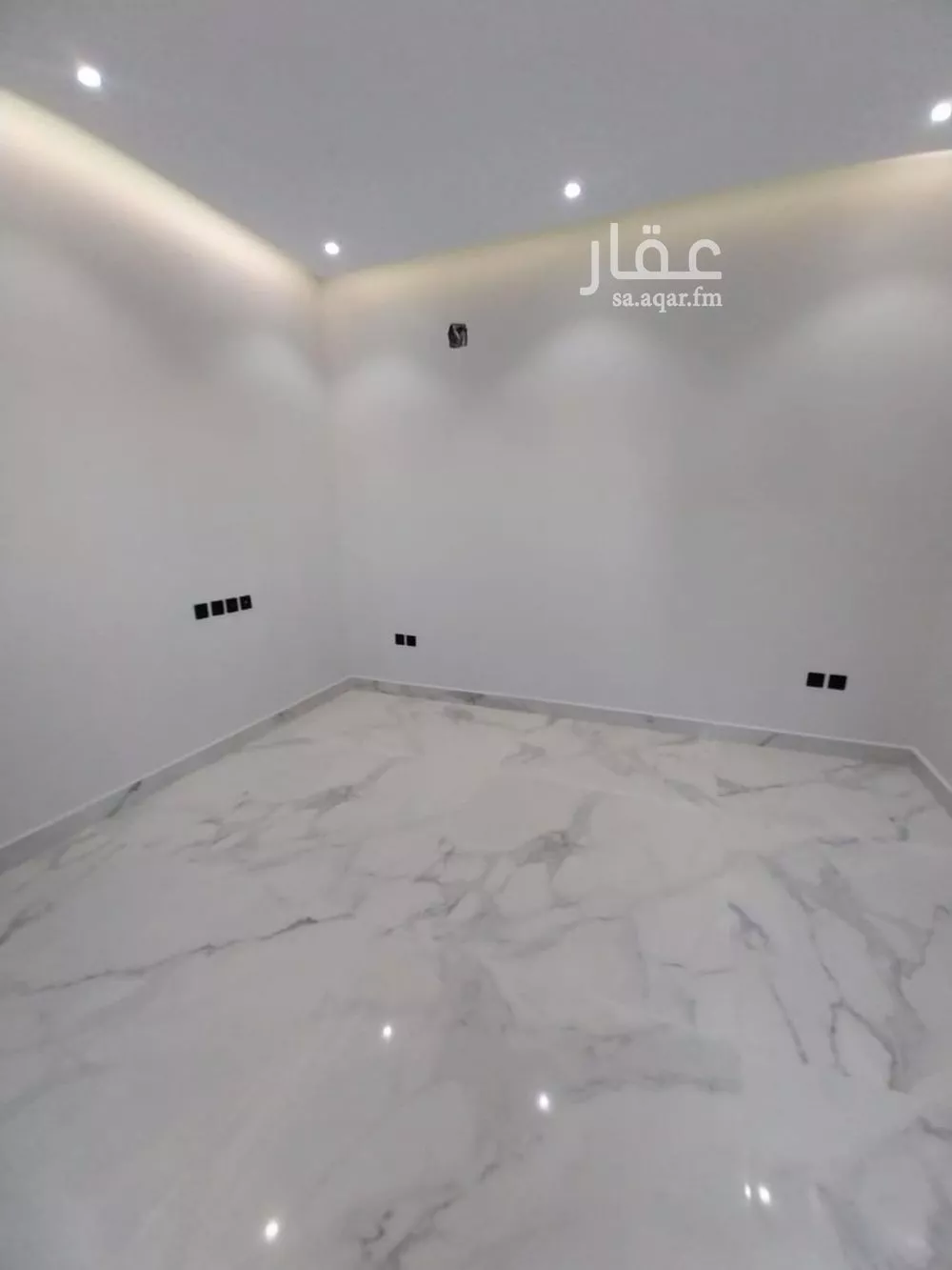 6 bedroom villa in Tuwaiq 9