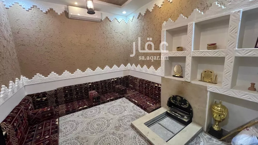 فيلا 7 غرف في العارض 7