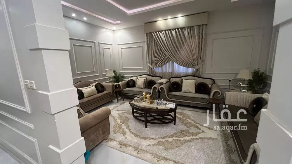 فيلا 7 غرف في العارض 9