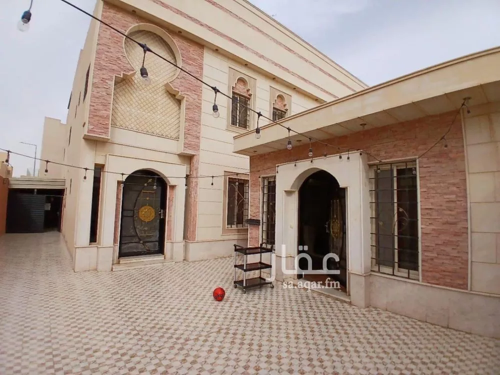7 bedroom villa in Al Rimal 7