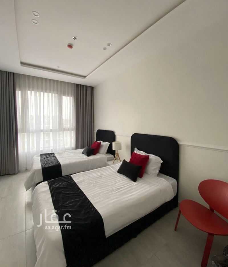 2 bedroom apartment in Al Hamra, Eastern Province 10
