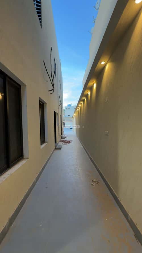 6 bedroom villa in Al Awali, Riyadh 13