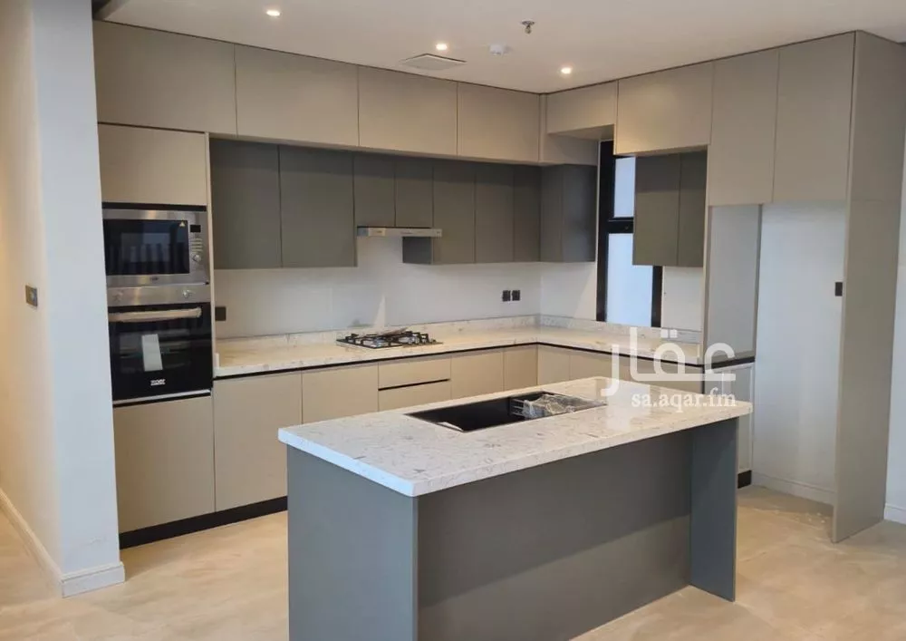3 bedroom apartment in Al Aridh 8