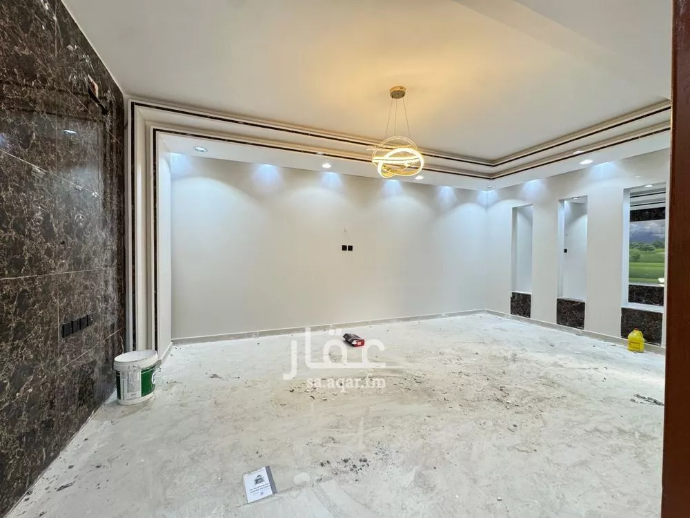 6 bedroom villa in Tuwaiq 11