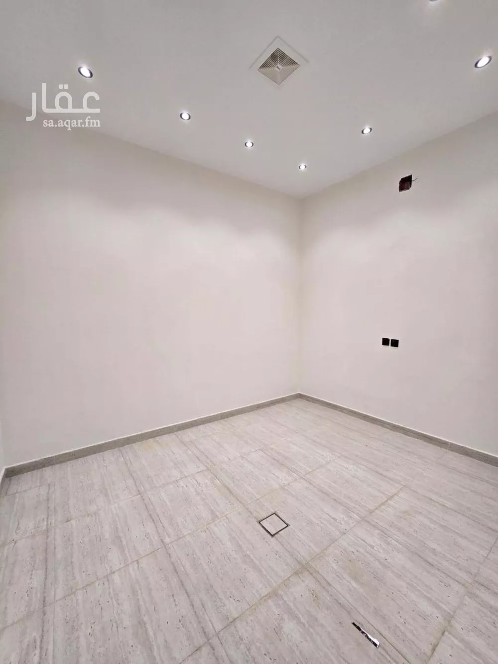 5 bedroom villa in Tuwaiq 13