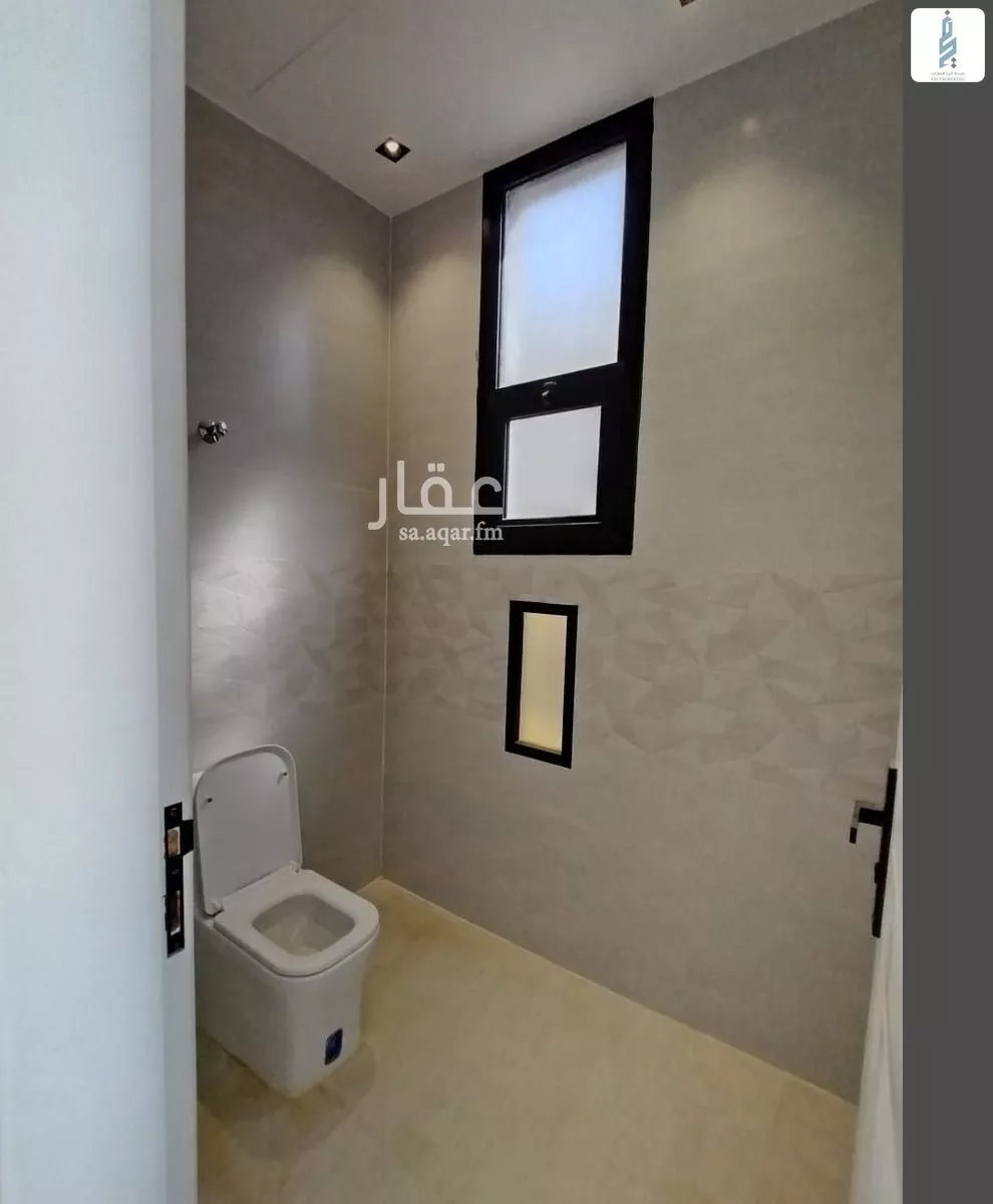 5 bedroom villa in Al Mahdiyyah 3