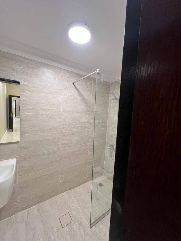 3 bedroom apartment in Ar Rakah Al Janubiyah, Eastern Province 11
