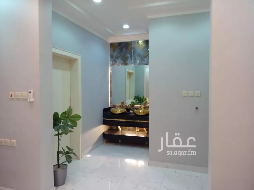 فيلا 5 غرف في العارض 7
