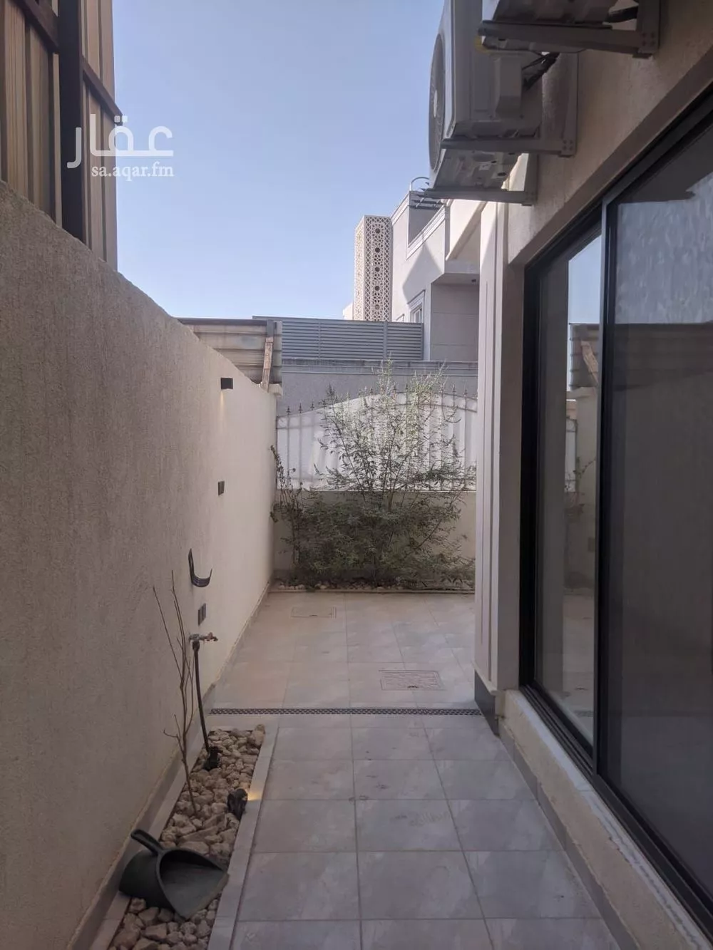 12 bedroom villa in Jarir 18