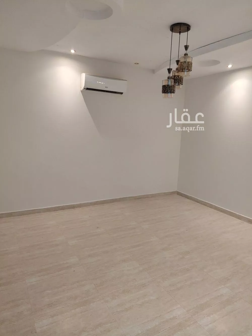فيلا 7 غرف في النرجس 22